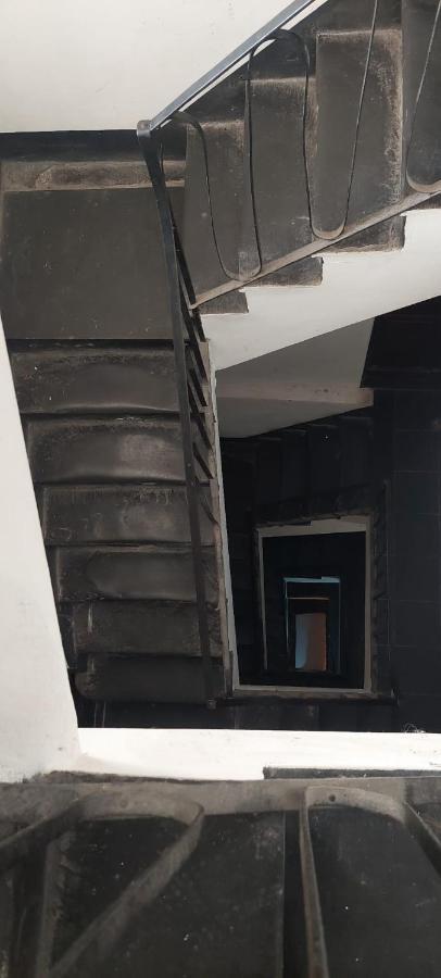 La Graziosa Del Carmine Apartment Genoa Bagian luar foto