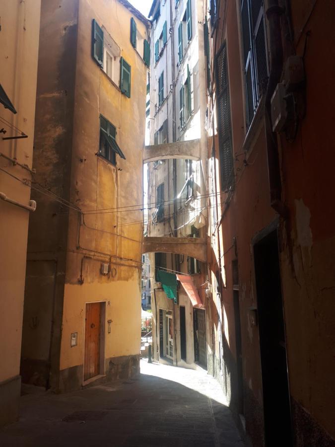 La Graziosa Del Carmine Apartment Genoa Bagian luar foto