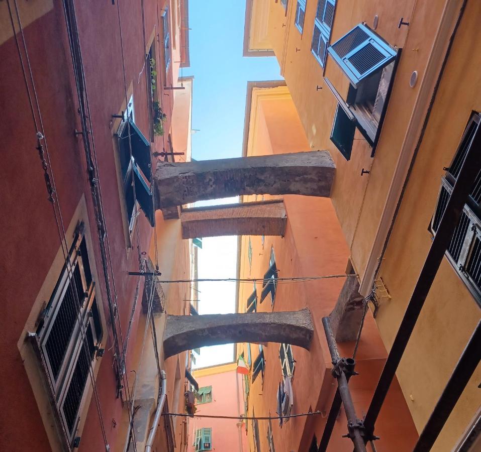 La Graziosa Del Carmine Apartment Genoa Bagian luar foto