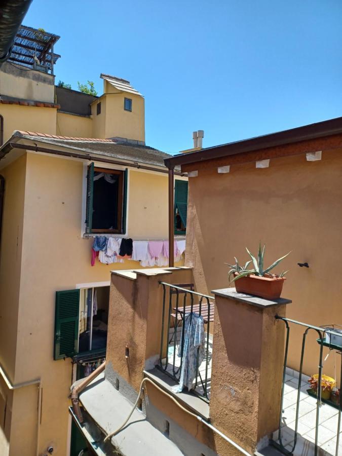 La Graziosa Del Carmine Apartment Genoa Bagian luar foto
